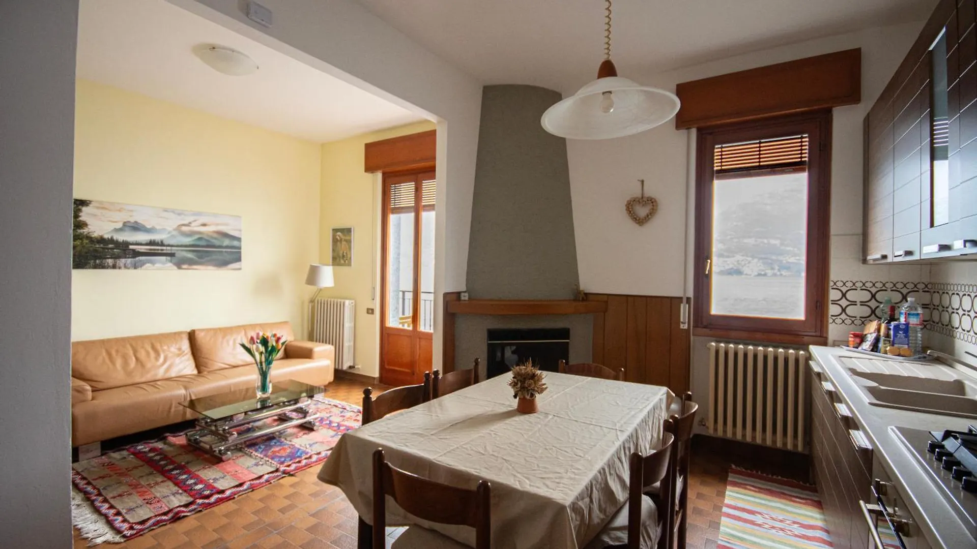 Casa Giuly Daire Lezzeno İtalya